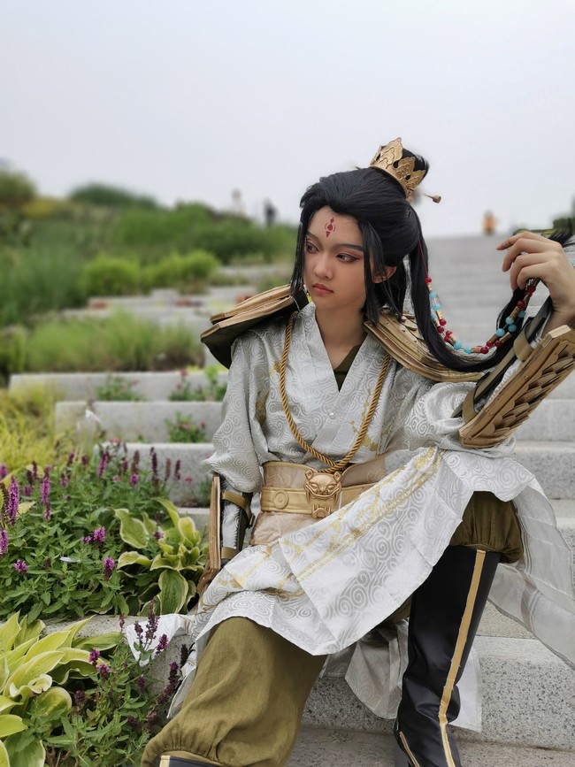 今日东风遥返图
