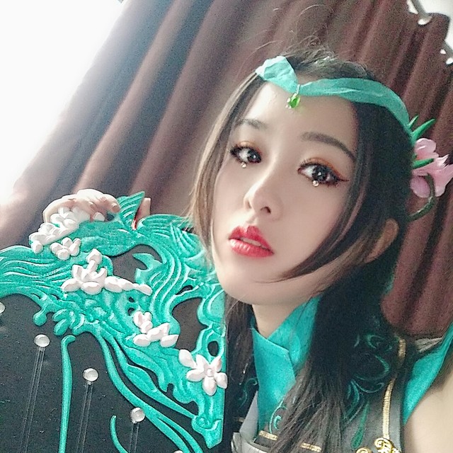 斐然OvO的个人主页 - 半次元 - ACG爱好者社区